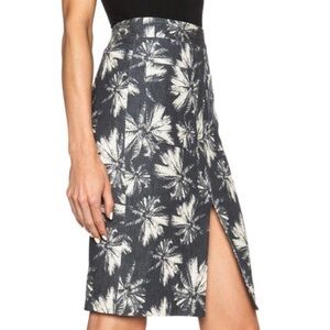L'AGENCE Pencil Skirt Size 2 Blue NWT Palm-Tree Print Pockets Denim Straight